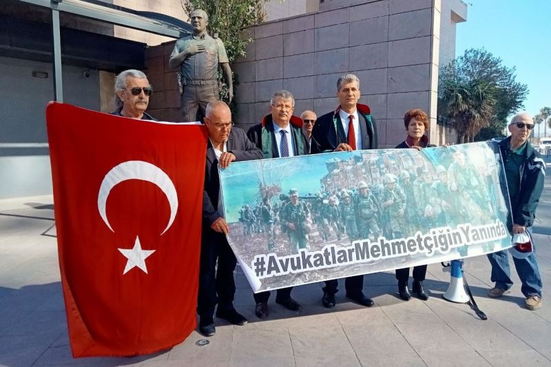 İzmir Barosu Genel Kurulunda TSK’ye dil uzatan avukat hakkında suç duyurusu
