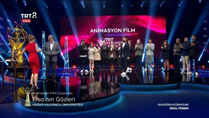 Geleceğin İletişimcilerine TRT’den ödül
