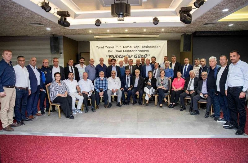 Başkan Akay, muhtarlarla bir araya geldi
