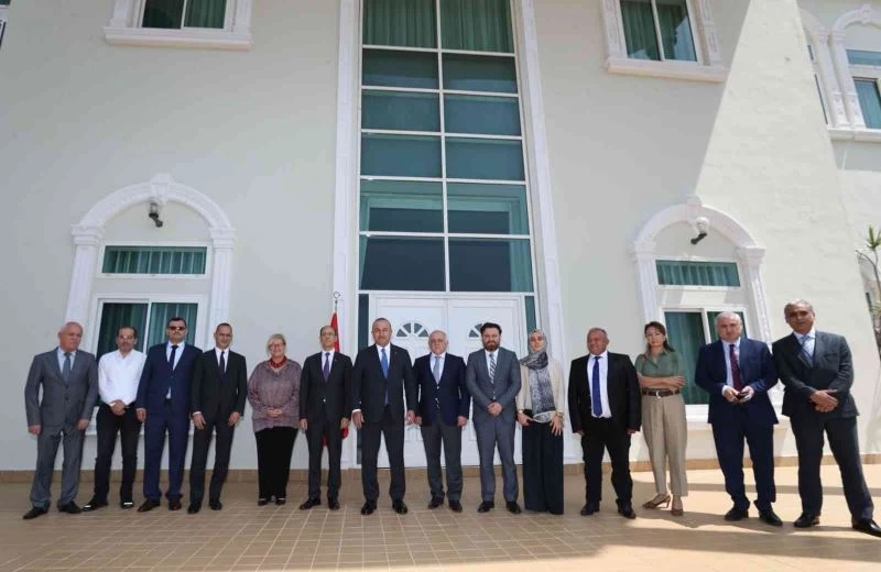 Bakan Çavuşoğlu, Benin’de
