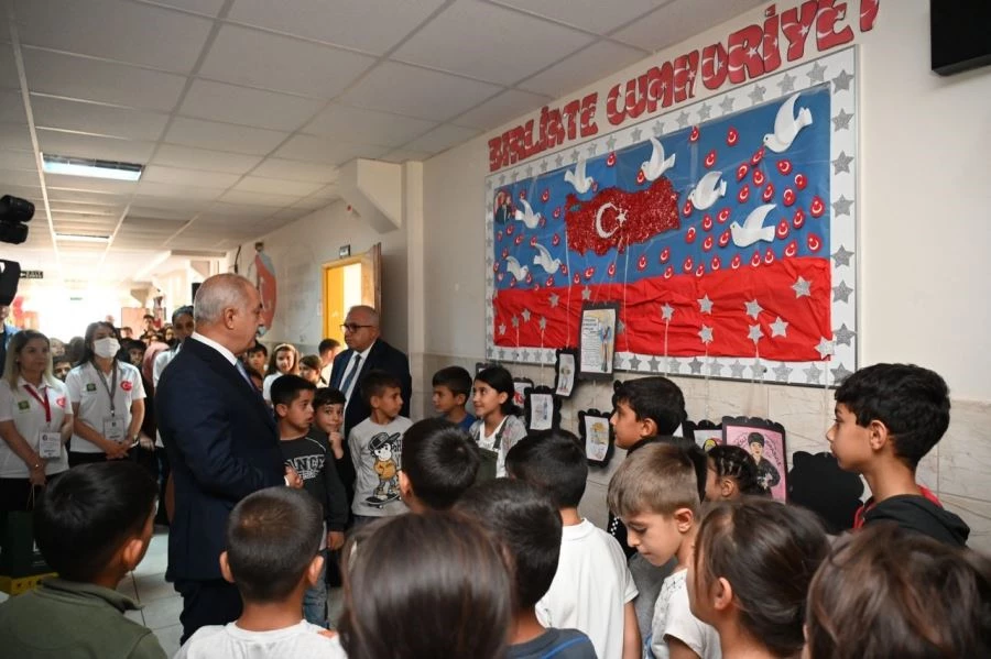 Birinci Gelenler Ödülünü Başkan Kadir Kara