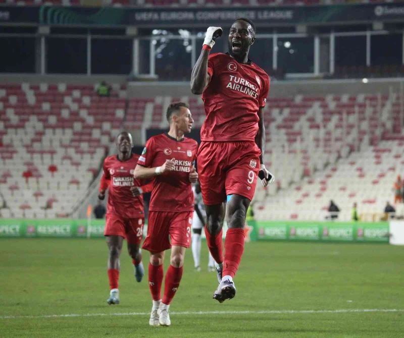 UEFA Avrupa Konferans Ligi: Sivasspor: 3 - CFR Cluj: 0 (Maç sonucu)
