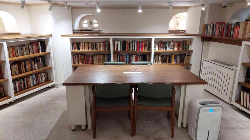 Tarihi karakol binasıydı, İstiklal Kütüphanesi oldu
