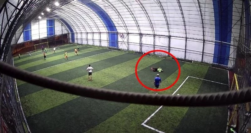 Halı sahadaki ölüm kamerada
