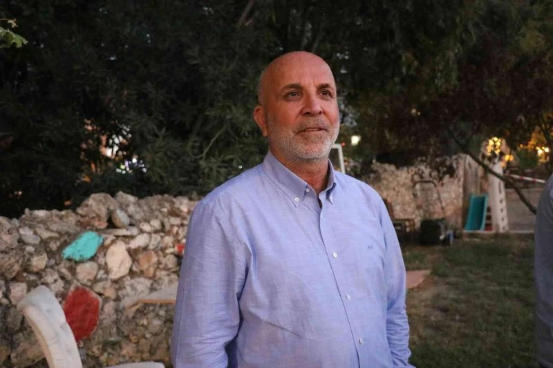 Hasan Çavuşoğlu: “Birileri de çıkıp ‘Biz bu işi yaparız’ desin, bizde biraz dinlenelim”
