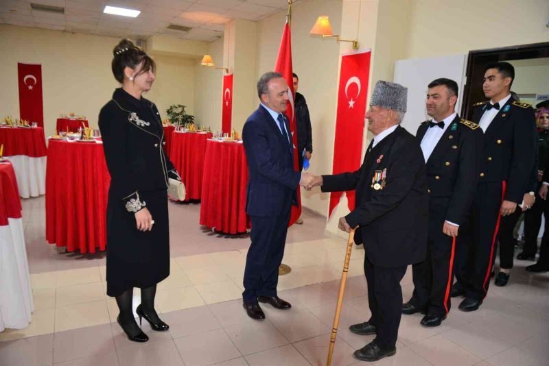 Ardahan’da 29 Ekim Cumhuriyet Bayramı resepsiyonu düzenlendi
