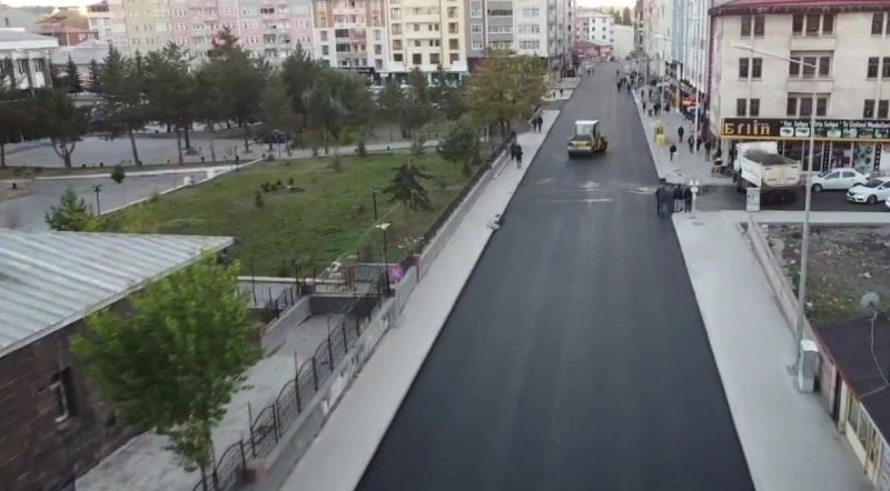 Kayyum Kars’ta hem borç ödedi, hem yatırım yaptı
