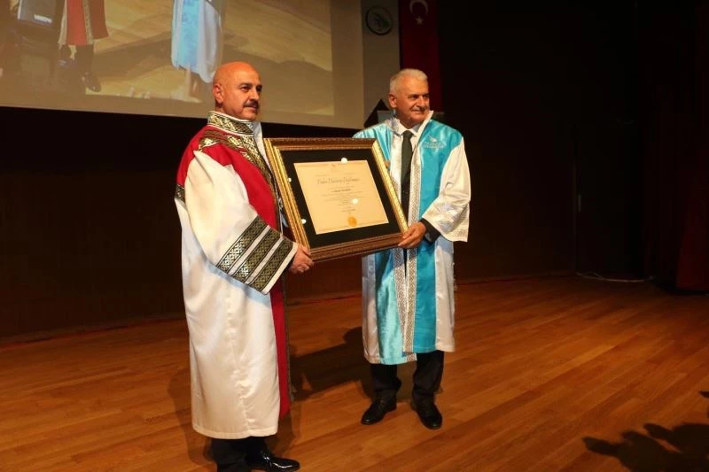 AK Parti Genel Başkan Vekili Binali Yıldırım:  “Güçlü olmak mecburiyetindeyiz”
