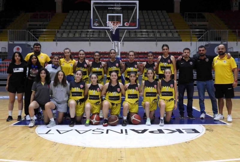 Potada ilk galibiyet Kepez’in
