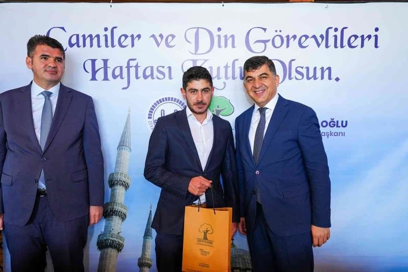 Başkan Fadıloğlu, din görevlilerini konuk etti
