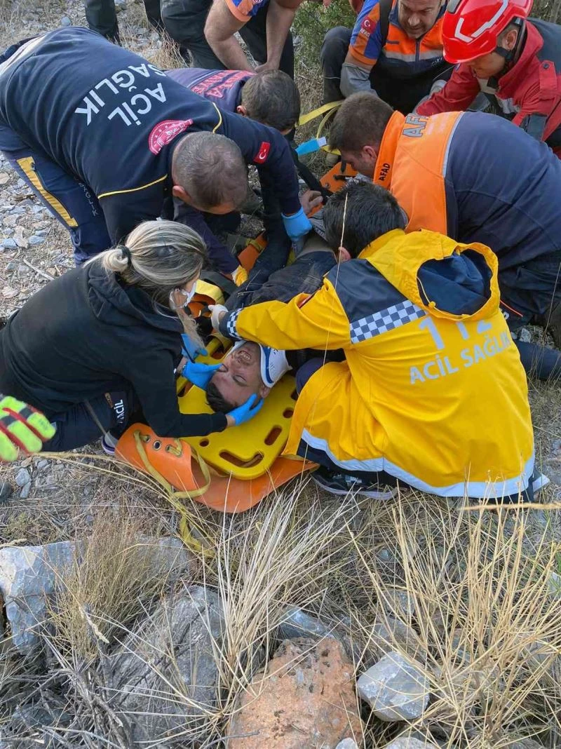 50 metrelik uçurumdan yuvarlanmış halde bulundu
