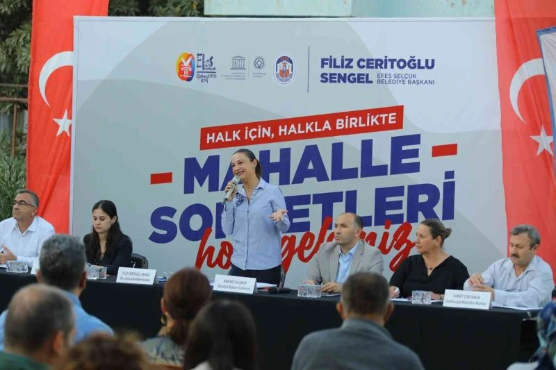 Selçuk’ta ’Mahalle Sohbetleri’ devam ediyor
