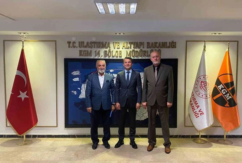 Başkan Kepez, Akyazı’dan ilçe giriş yollarının düzenlenmesini istedi
