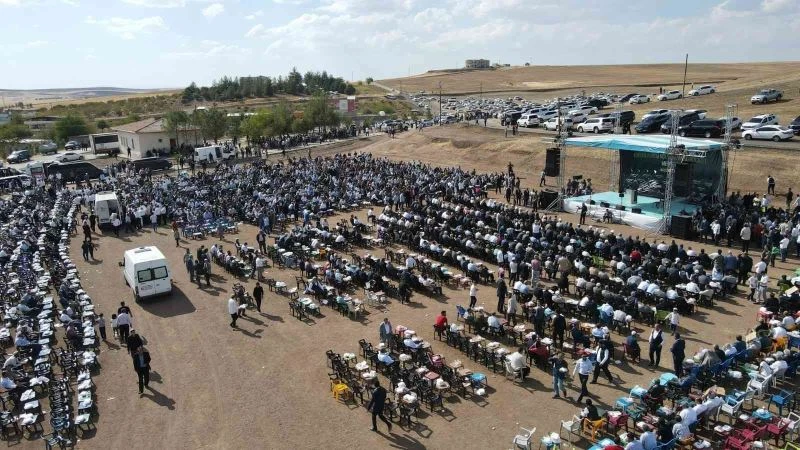 Bakan Soylu, Diyarbakır’da Kur’an kursu açılışı ve hafızlık icazet programına katıldı
