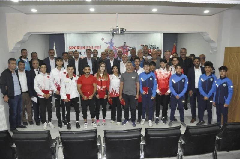 Ağrı’da Amatör Spor Haftası kapanış töreni yapıldı
