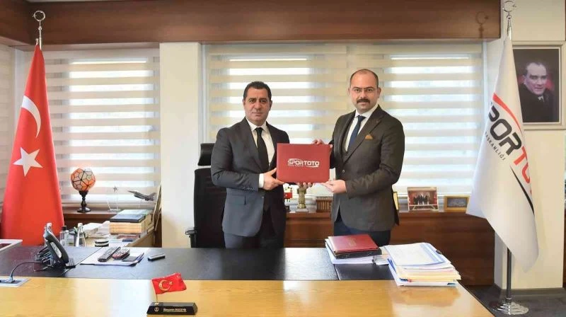 Başkan Volkan Kavaklıgil’den 50 milyonluk kapalı spor salonu yatırımı müjdesi
