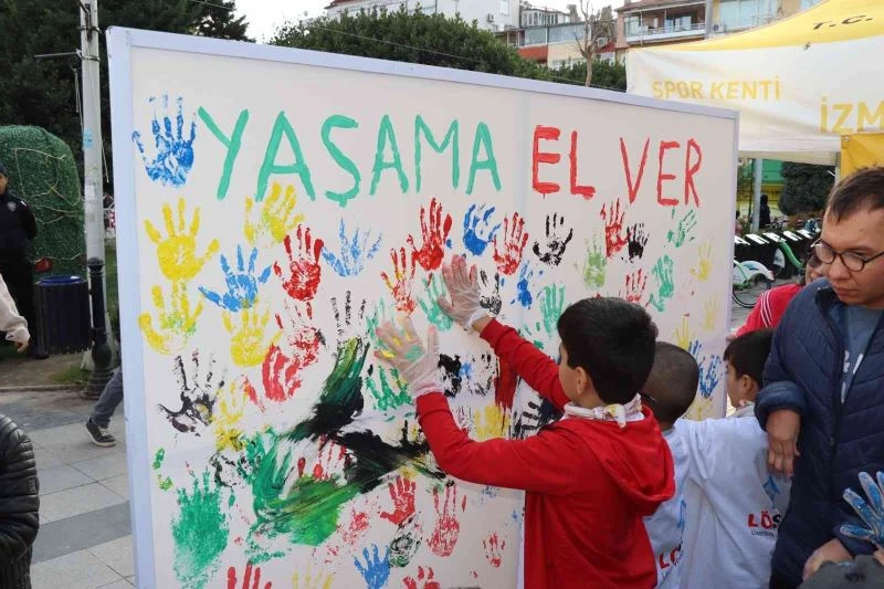 Stantlar kuruldu, elde edilen gelirler LÖSEV’e bağışlandı
