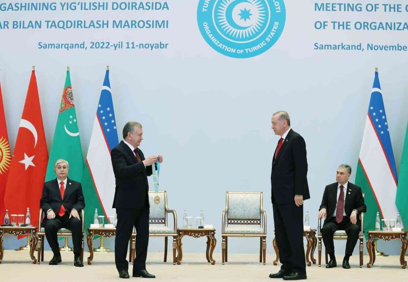 Cumhurbaşkanı Erdoğan’a Özbekistan’da 