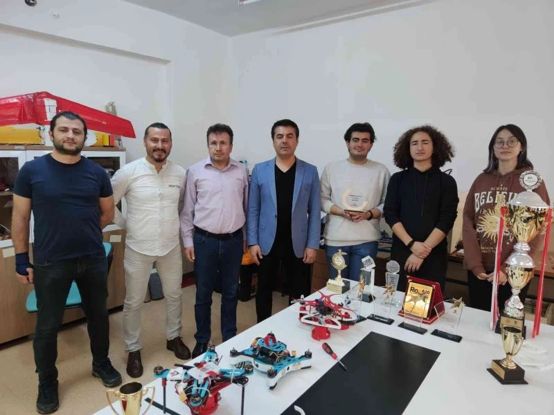  Afyonkarahisarlı öğrenciler dünya birincisi oldu
