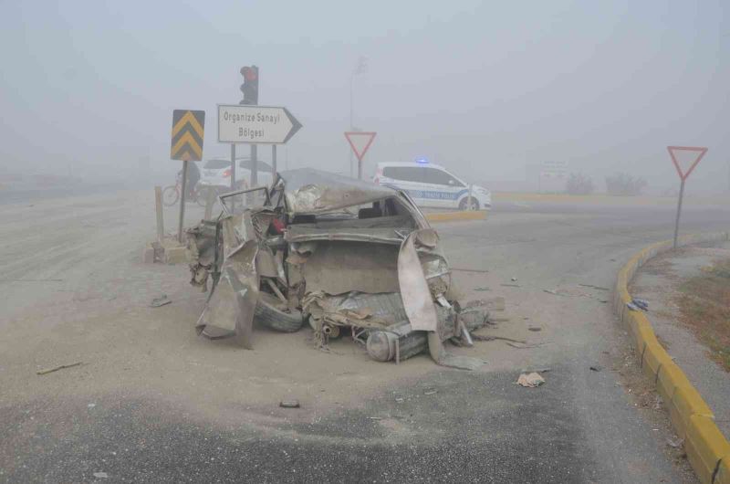 Konya’da yoğun sis kazalara neden oldu: 2 yaralı
