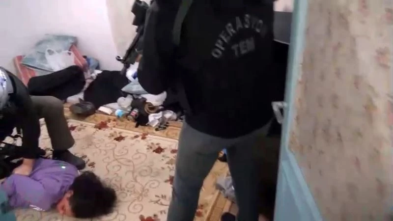 Beyoğlu’nda bombayı bırakan teröristin yakalanma anları ortaya çıktı
