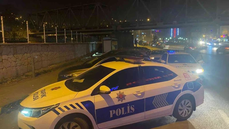 Durakta unutulan çanta ekipleri harekete geçirdi
