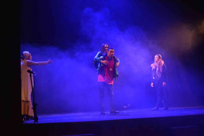 Bursa’nın her köşesinde tiyatro
