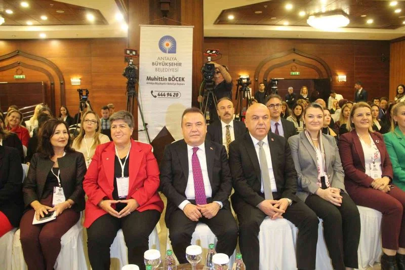 Antalya Büyükşehir Belediye Başkanı Böcek: 