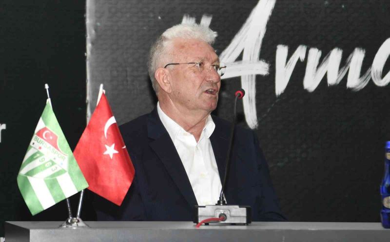 Bursaspor’un yeni teknik direktörü İsmail Ertekin oldu
