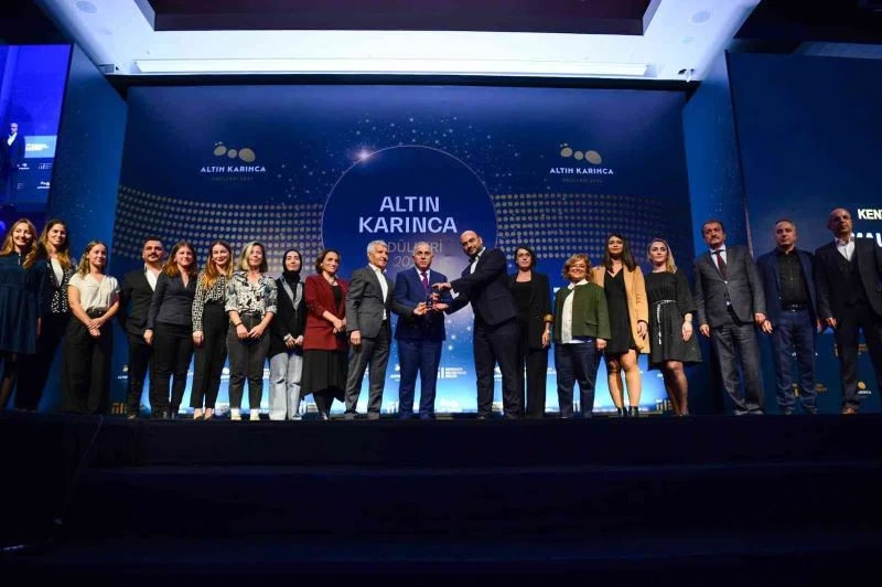 Maltepe’nin ‘Oyun Sokağı’na Altın Karınca ödülü
