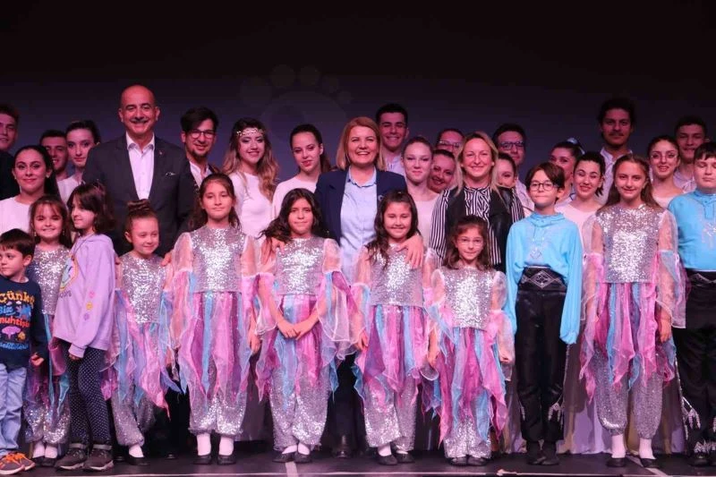 SMA farkındalık gecesi büyük alkış topladı
