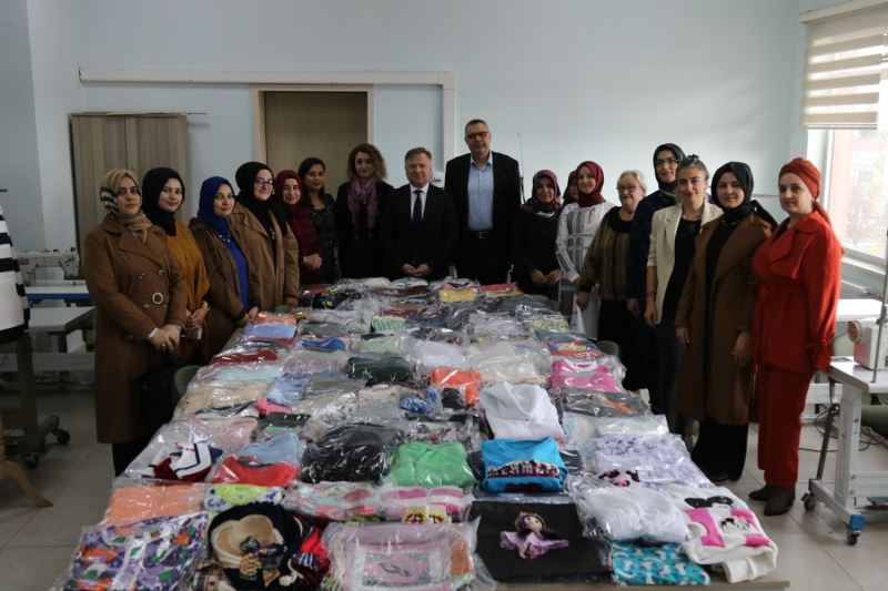 Dikiş kurslarında biriken tekstil atıklarını bakın nasıl değerlendirdiler
