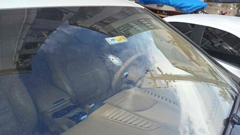 İş yerine kurşun yağdırdılar
