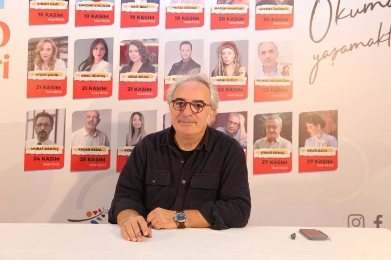 Karikatürist Aslantürk: 