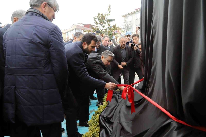 Bağcılar’da Türkiye-Kazakistan Kardeşlik Anıtı açıldı
