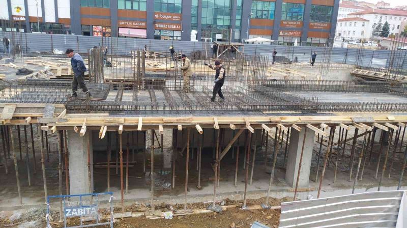 Yeni Hal, İş ve Yaşam Merkezi 2. Etap projesi hızla yükseliyor
