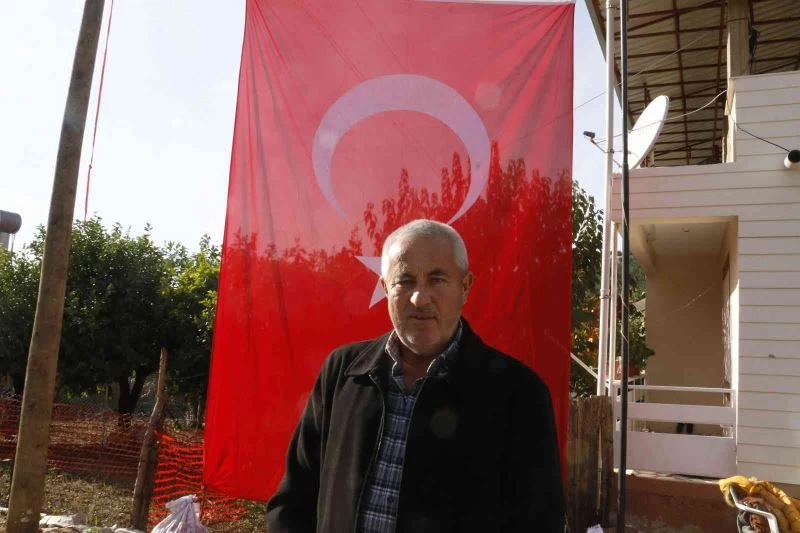 Şehit evinden sınır ötesindeki Mehmetçiğe dua
