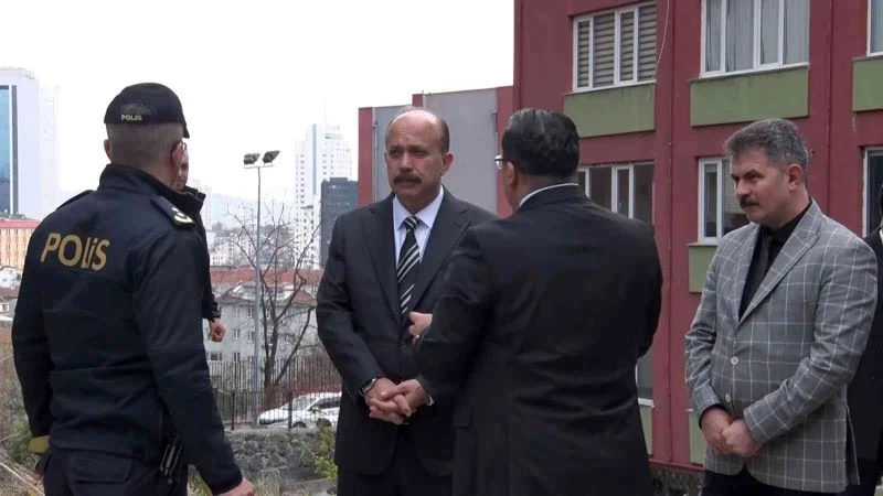 İstanbul İl Emniyet Müdürü Aktaş, polis merkezi yapılacak alanı inceledi
