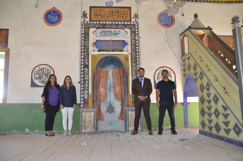 Antalya’da 19. yüzyıl da inşa edilen tarihi Kozağacı Camii restore edilecek

