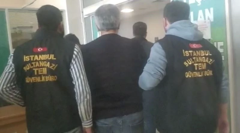 İstanbul’da terör örgütü propagandasıyla bildiri dağıtılmasına polis engeli: 8 gözaltı
