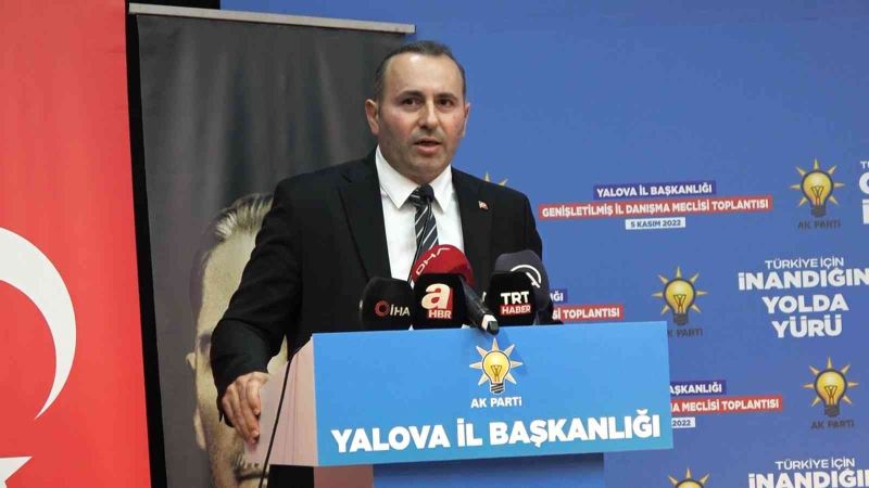 Tutuk, “Belediyeciliğin AK Parti’nin işi olduğunu Yalovalı hemşerilerimize gösterdik.”

