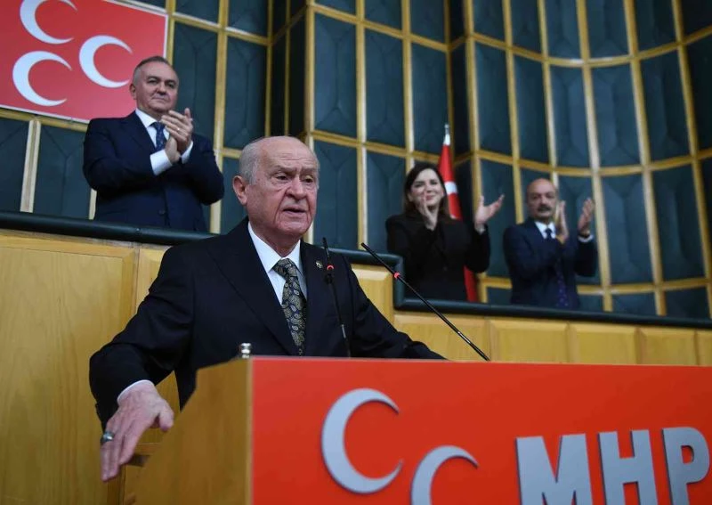 MHP lideri Bahçeli: “AK Parti heyetinin anayasa değişikliğini görüşmek amacıyla Meclis’te grubu bulunan siyasi partileri ziyaret etmesi de son derece doğal ve doğru bir adımdır”

