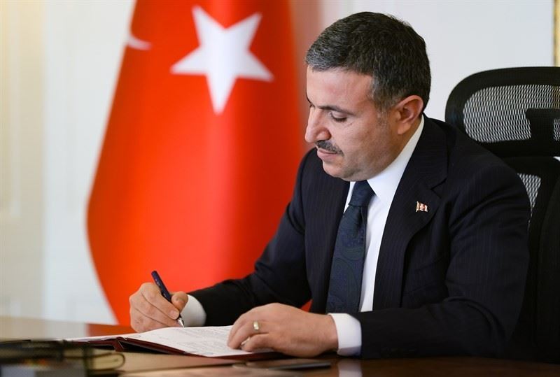 Vali Atay, “Türk Milletini aydınlık günlere kavuşturmuştur”
