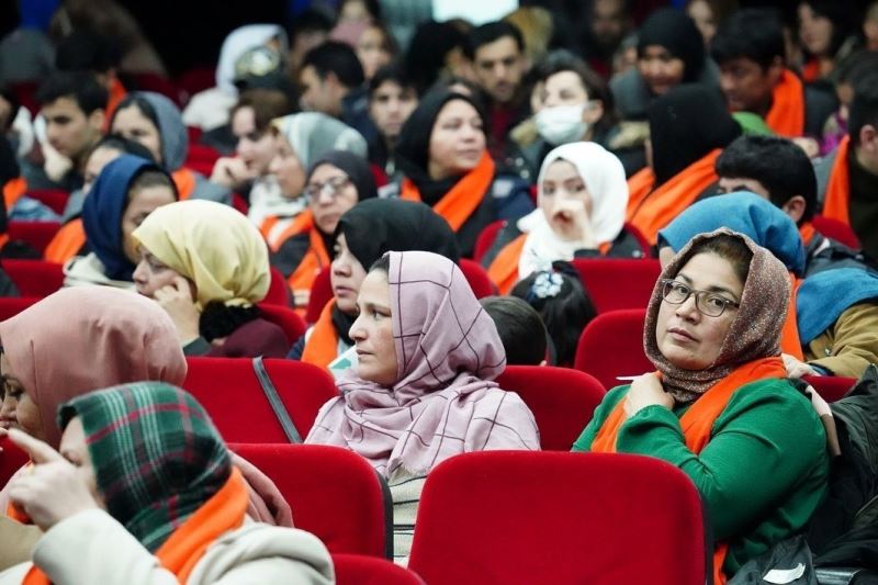 Yalova’da mülteci kadınlara yönelik şiddetle mücadele semineri
