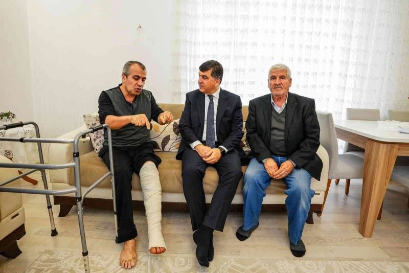 Fadıloğlu, taburcu olan Ökkeş Koç’u ziyaret etti
