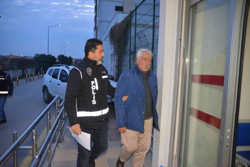 Adana’da sahte para ve ayarı düşük altın operasyonu
