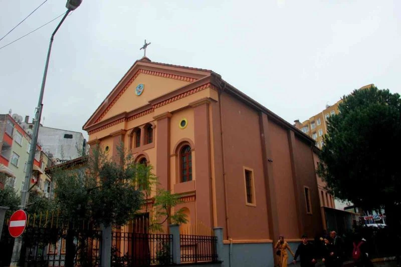 Samsun’da kilisenin papazı öldü
