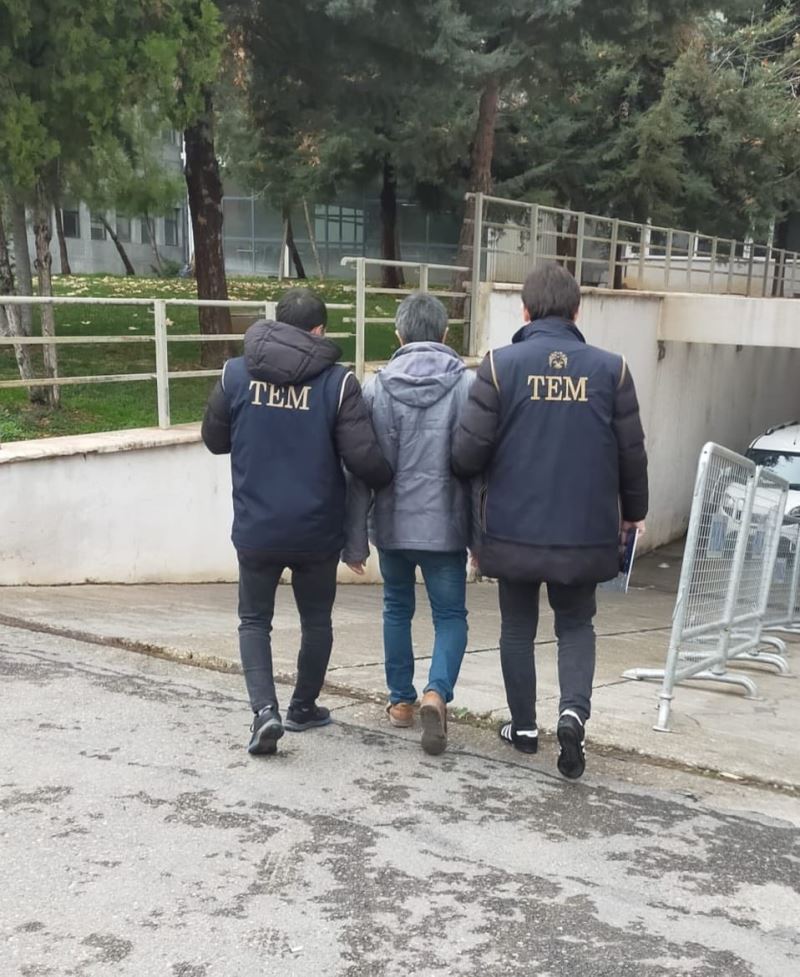 Gaziantep’te kesinleşmiş cezası bulunan FETÖ firarisi yakalandı
