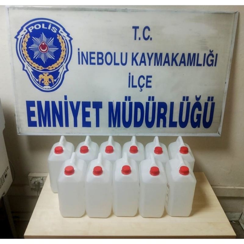 FETÖ’den ihraç edilen binbaşının evinde 55 litre etil alkol ele geçirildi
