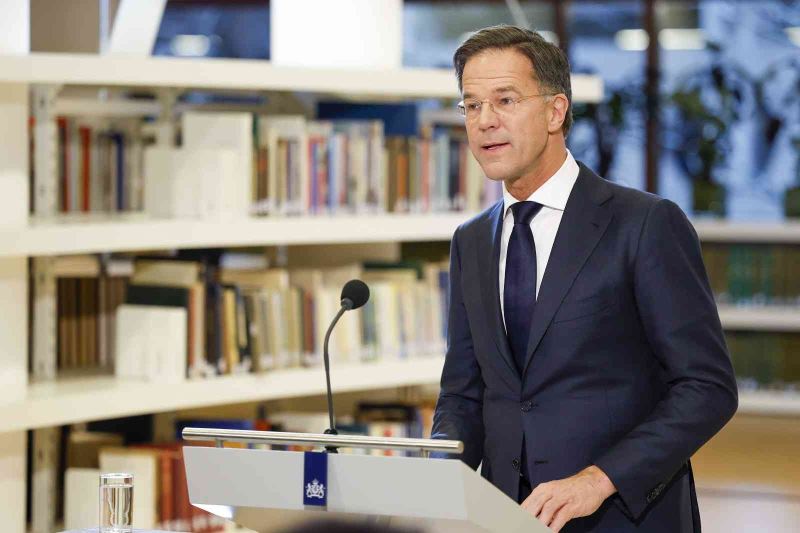 Hollanda Başbakanı Rutte ülkesinin kölelikteki rolü nedeniyle özür diledi
